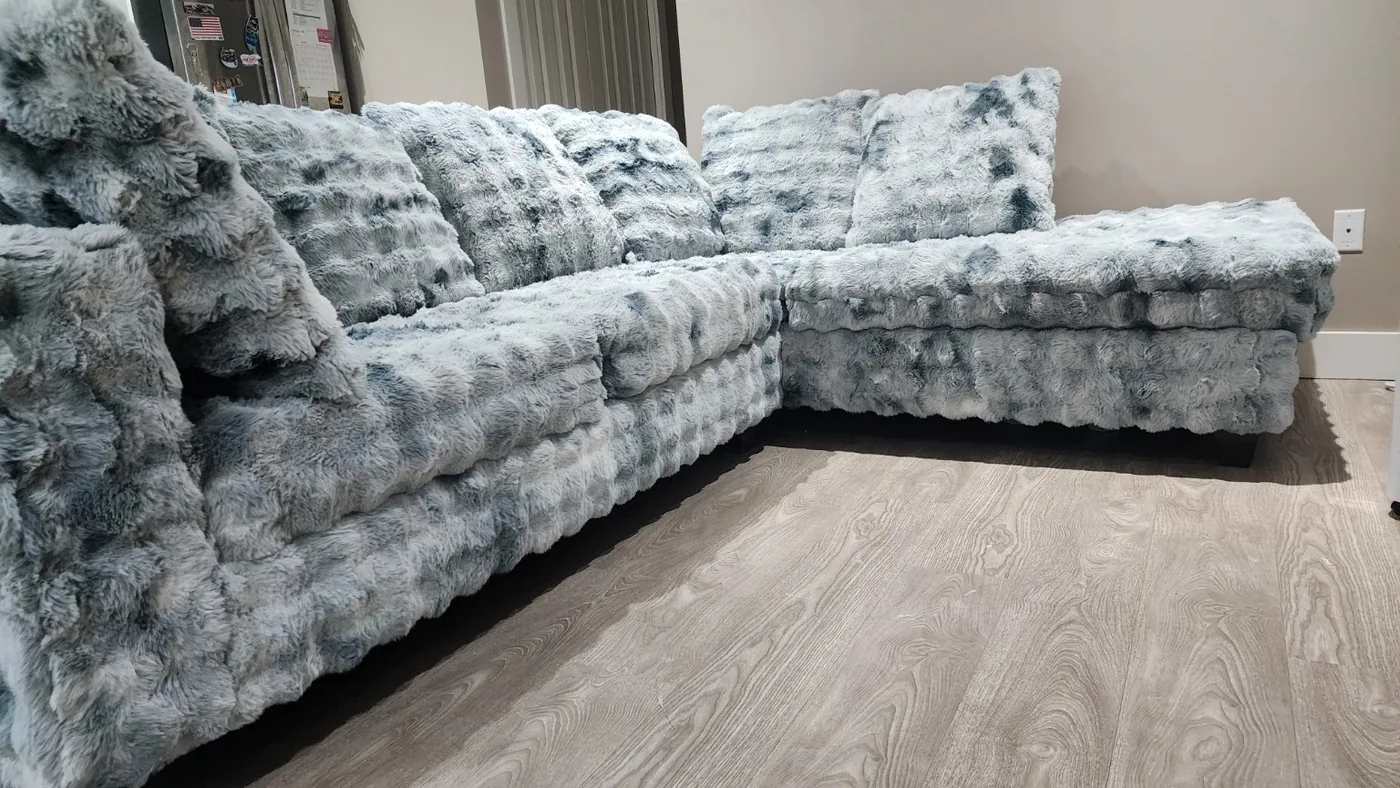 Airbnb turnover cleaning for a Metro Vancouver short-term rental